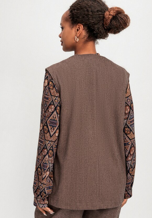 Жилет на запах свободного кроя шир.  580, рис. 12