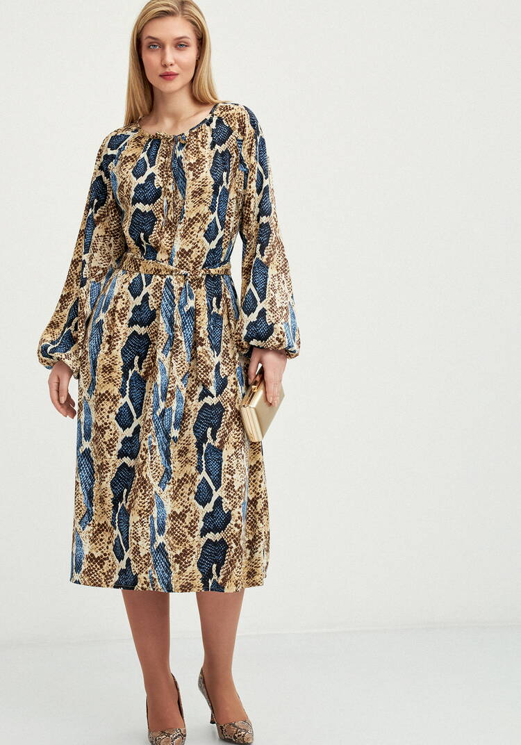 Платье с анималистичным принтом Дана шир.  750, рис. 8