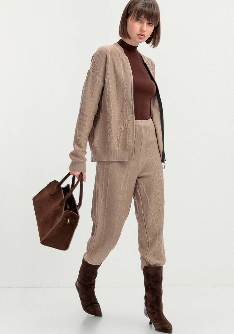 Бомбер с фактурным рисунком шир.  750, рис. 6