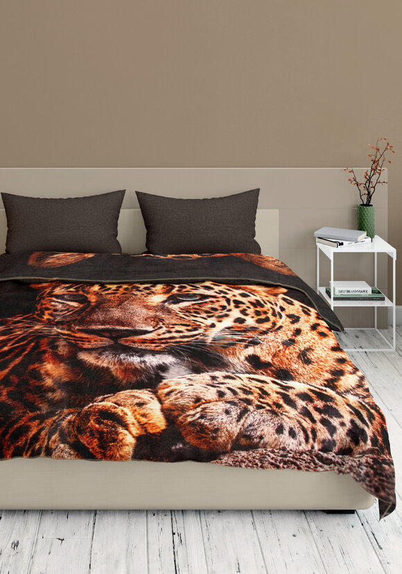 Плед-покрывало Хищник шир.  580, рис. 1