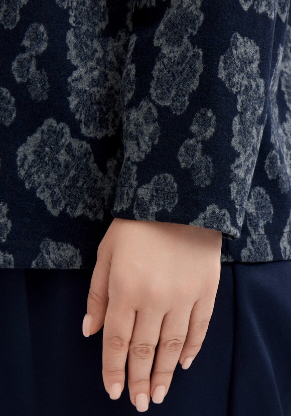 Блуза из комбинированной ткaни шир.  580, рис. 14