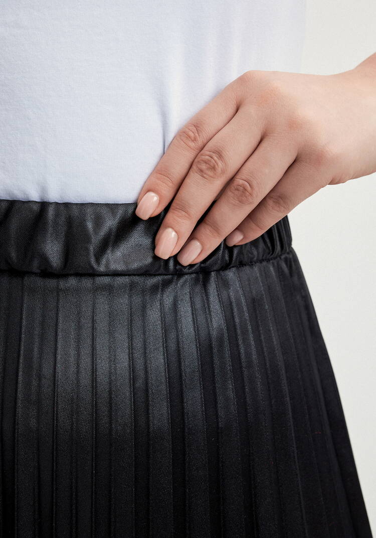 Юбка плиссированная с блестящим напылением шир.  750, рис. 11