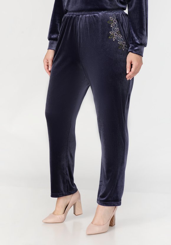 Костюм с вышивкой шир.  580, рис. 21