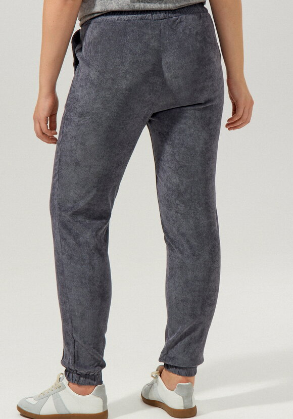 Брюки из вельвета со стрелкой шир.  580, рис. 10