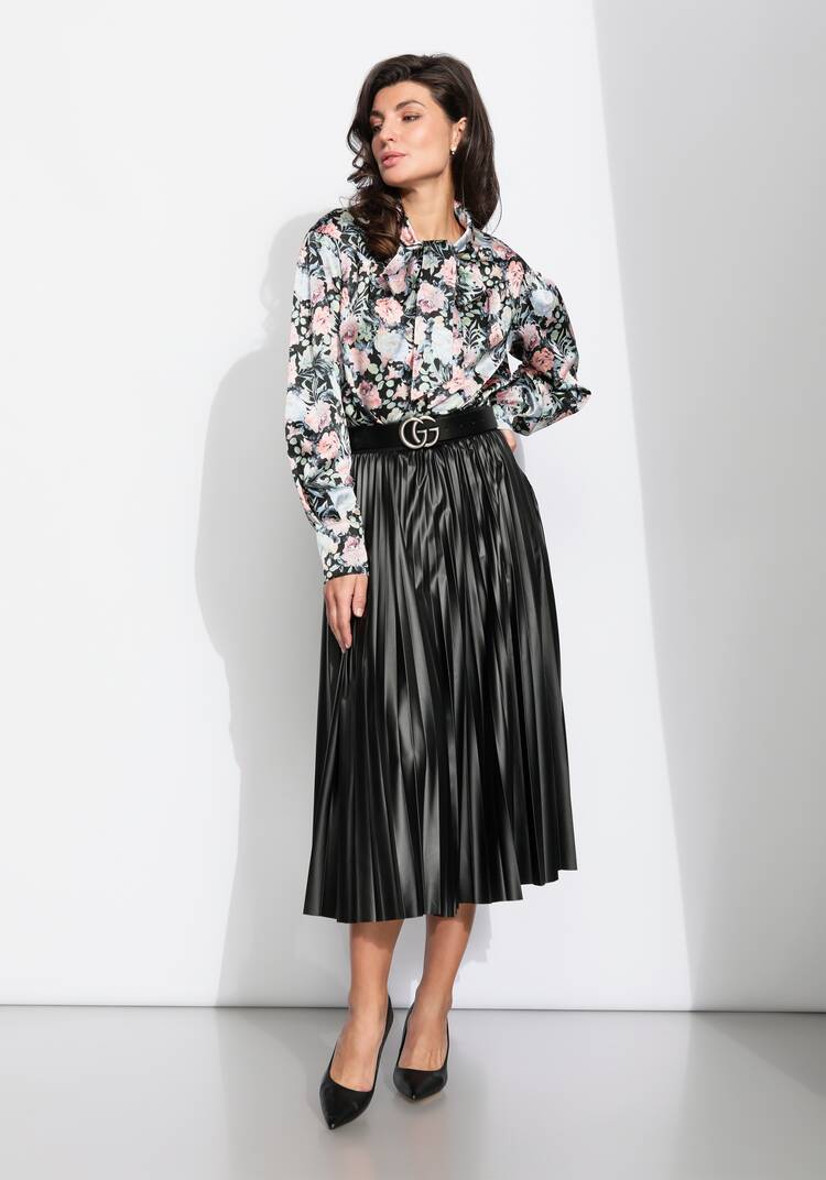 Блуза прямого силуэта с бантом шир.  750, рис. 26