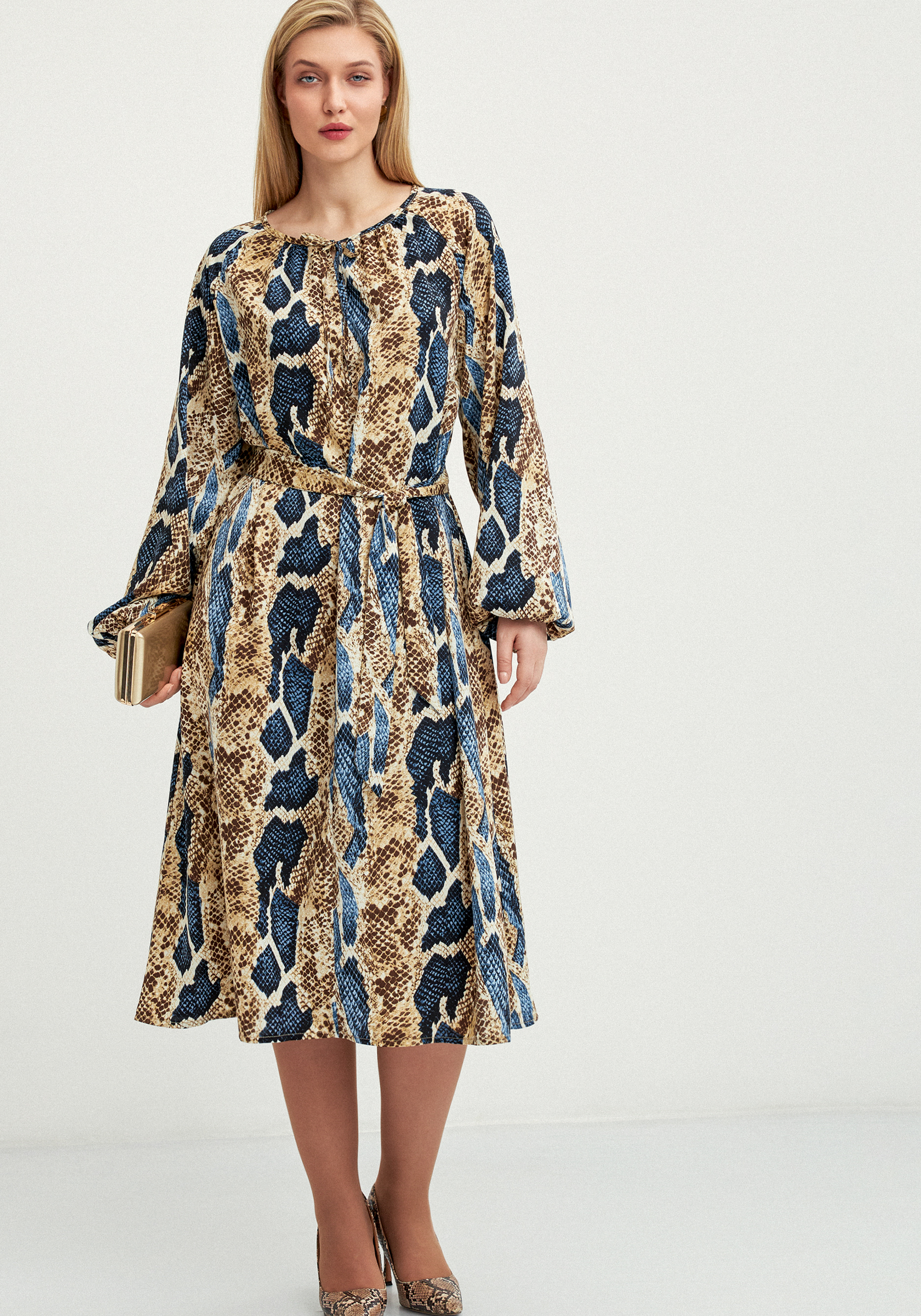 Платье с анималистичным принтом quotДана quot 3999₽