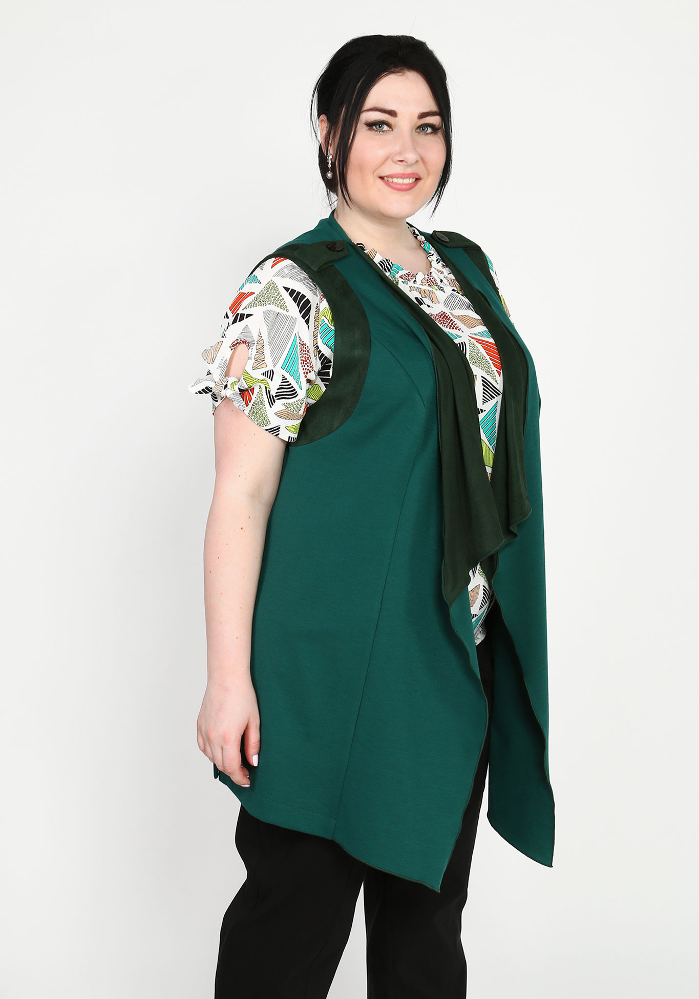 Жилет удлиненный оригинального дизайна