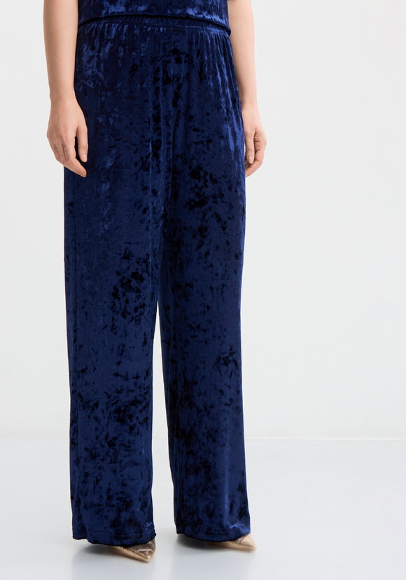 Костюм женский Антонина шир.  580, рис. 28