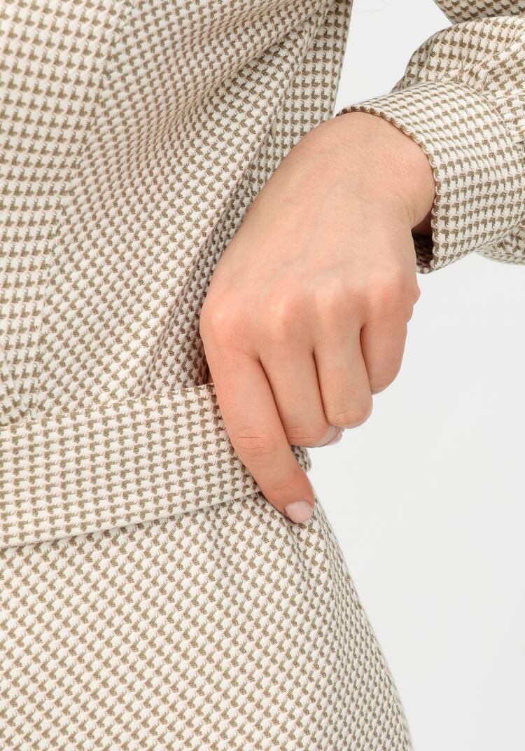 Платье с воротником свободного кроя шир.  750, рис. 10