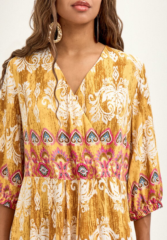 Платье с  рисунком шир.  580, рис. 15