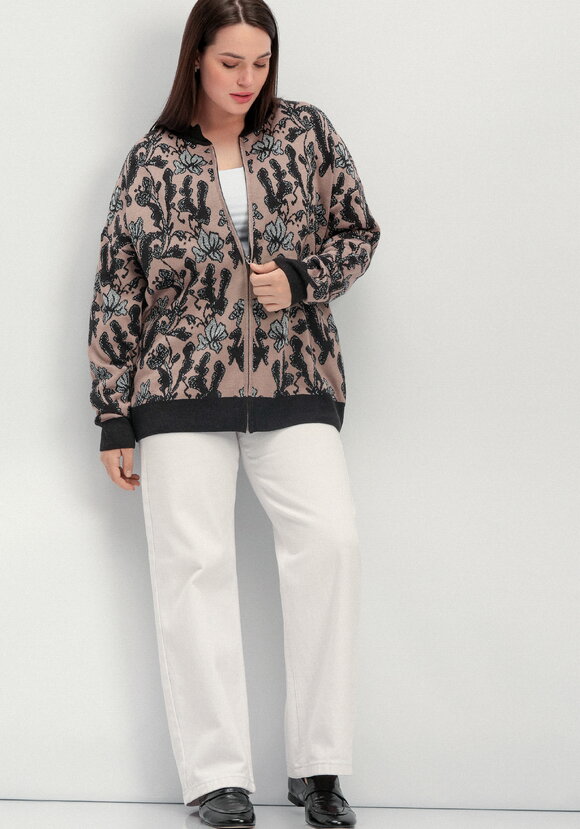 Бомбер с метанитью и цветочным орнаментом шир.  580, рис. 2