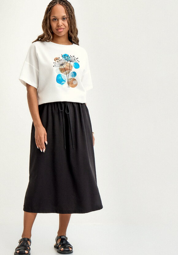 Юбка изо льна свободного кроя шир.  580, рис. 17