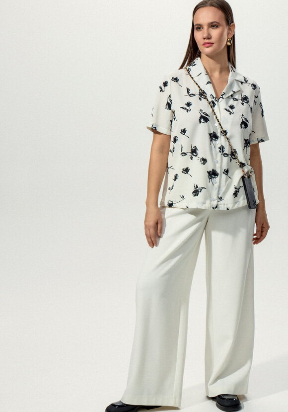 Блуза с отложным воротником в цветочек шир.  580, рис. 9