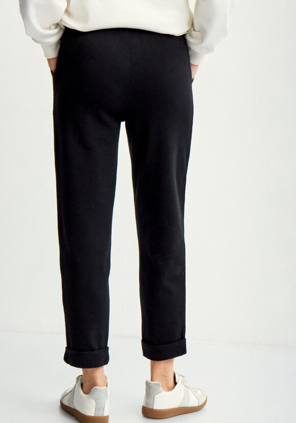 Брюки на широкой эластичной резинке шир.  580, рис. 24