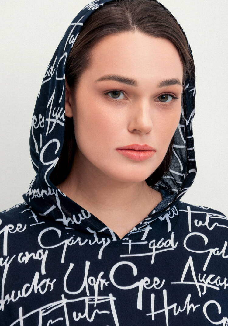 Платье-футболка с капюшоном шир.  750, рис. 5