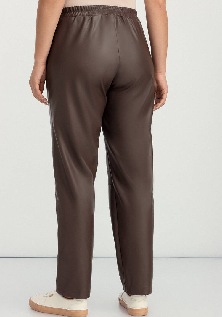 Брюки из экокожи прямые на резинке шир.  750, рис. 3