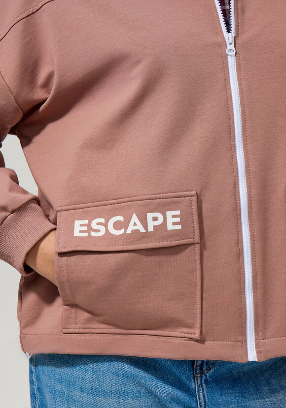 Бомбер с кулиской по низу шир.  580, рис. 11