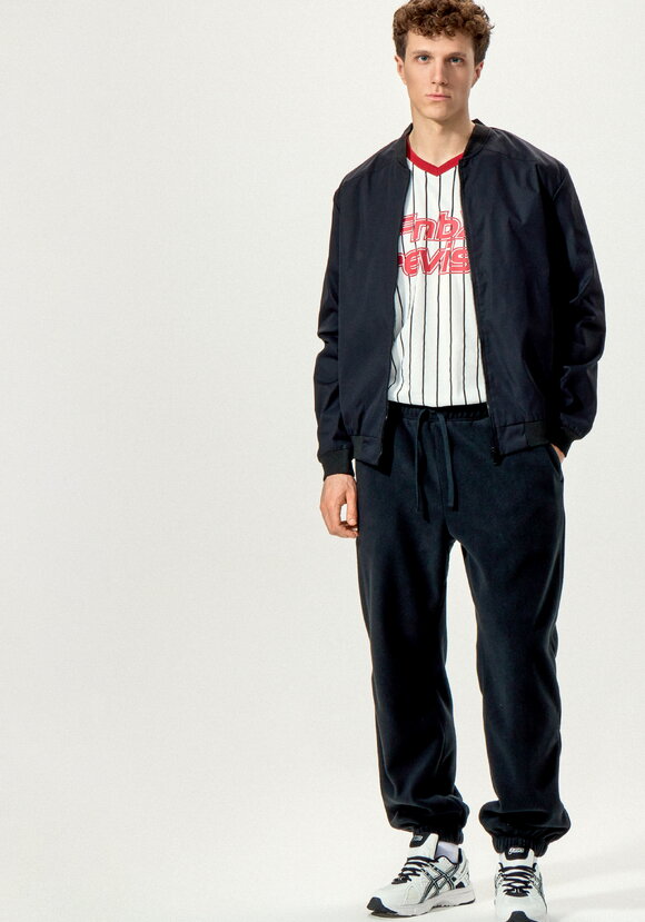 Брюки джоггеры на резинке по низу шир.  580, рис. 9