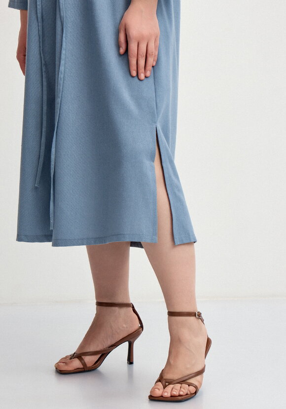 Платье-рубашка изо льна шир.  580, рис. 39