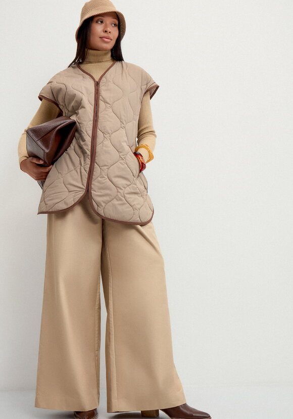 Жилет удлиненный на молнии шир.  580, рис. 2