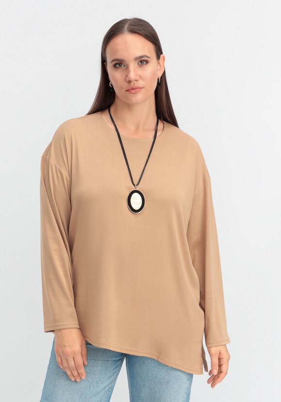 Лонгслив с асимметричным низом шир.  580, рис. 26