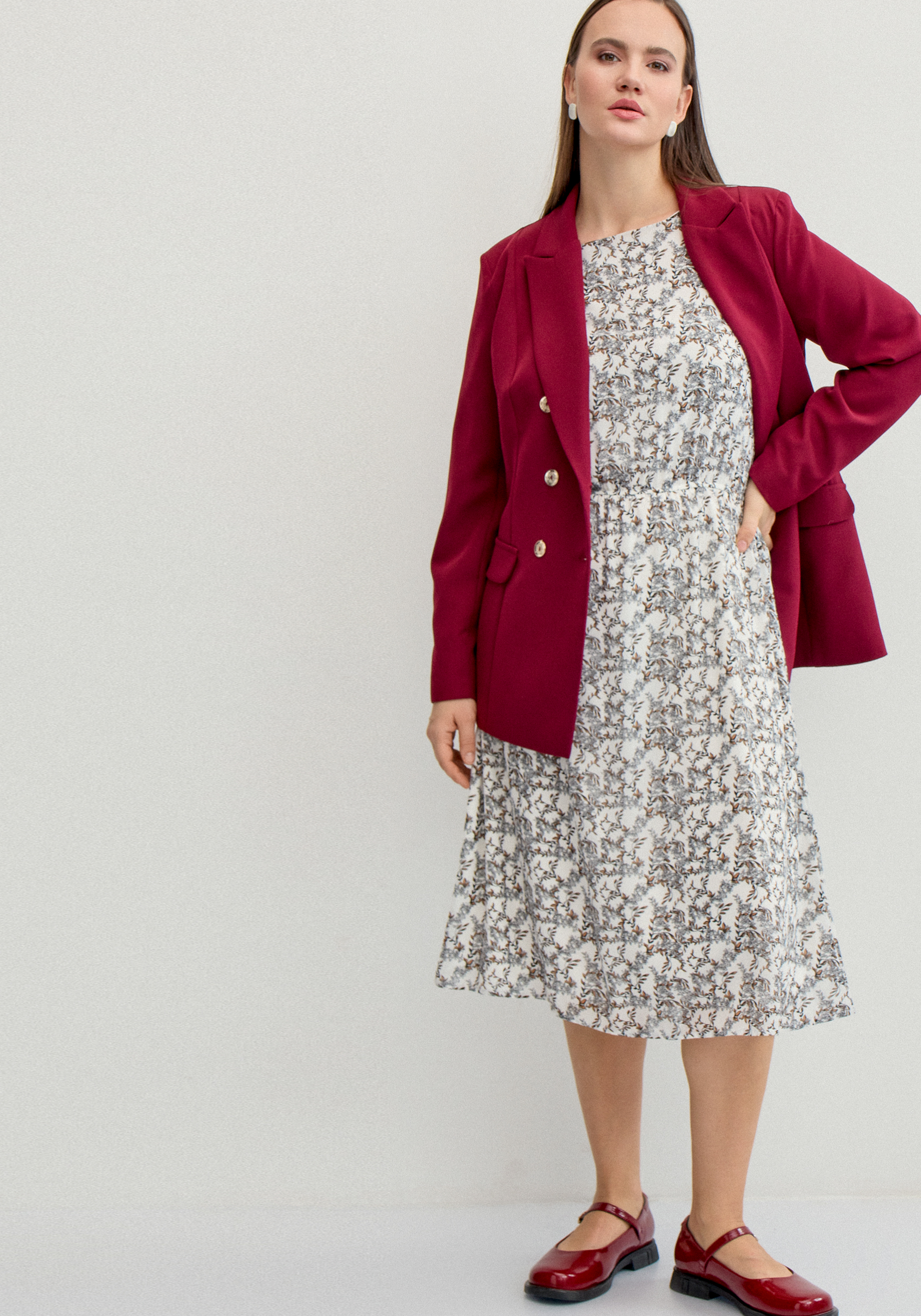 

Платье прямого кроя с резинкой на талии, Черный