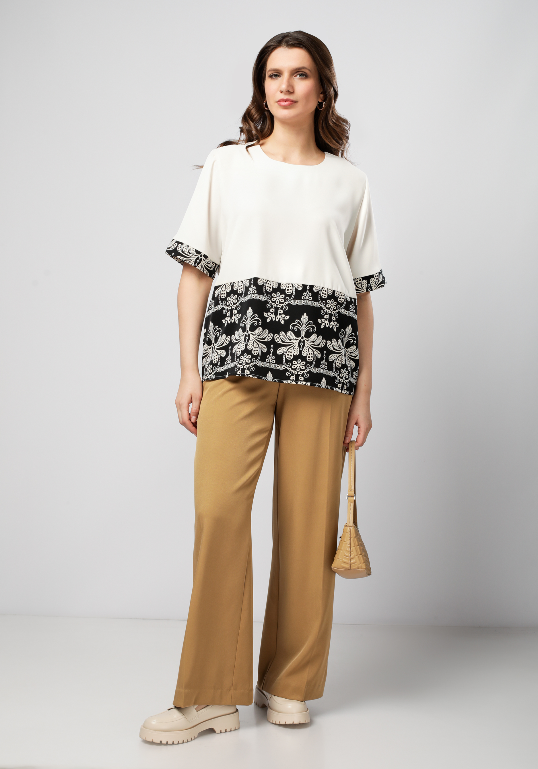 Блуза из комбинированной ткани с узором Bianka Modeno, цвет белый, размер 56 - фото 2