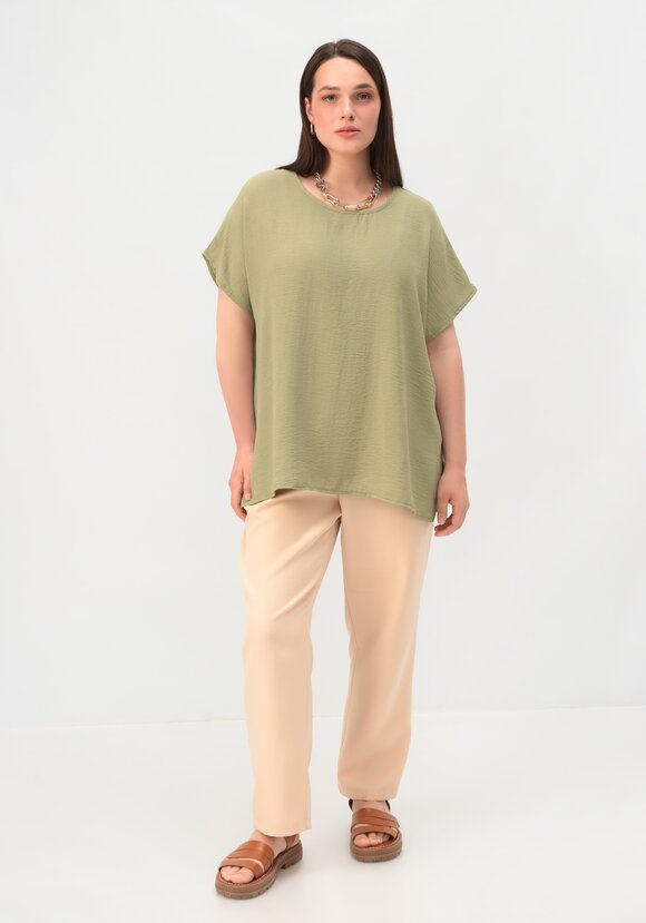 Блуза базовая со спущенной линией плеча шир.  580, рис. 34