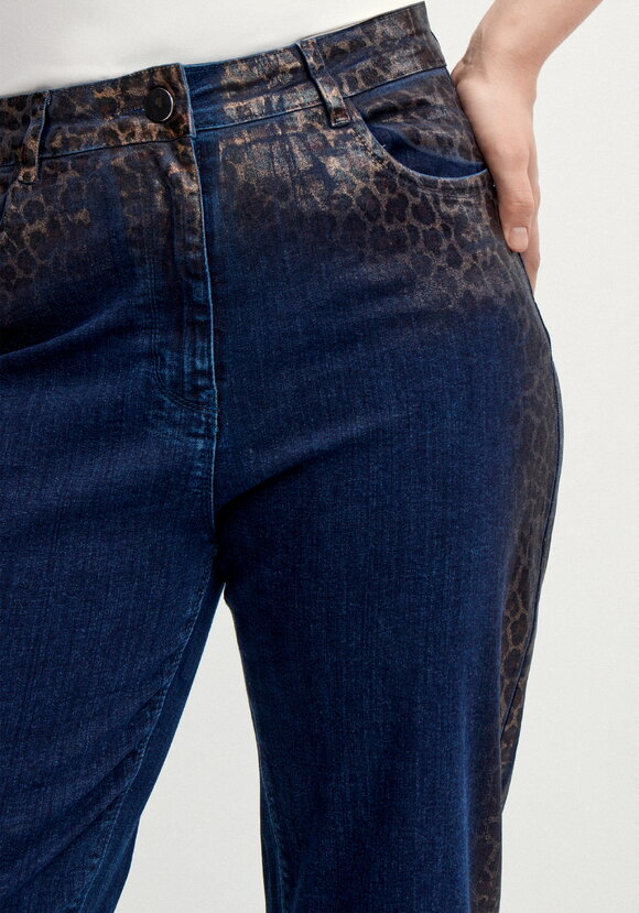 Джинсы с леопардовым напылением шир.  580, рис. 5
