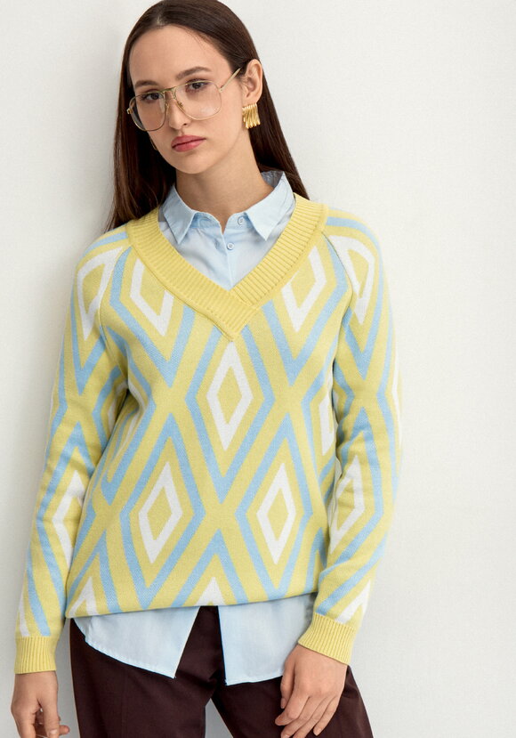 Джемпер с геометрическим рисунком шир.  580, рис. 30