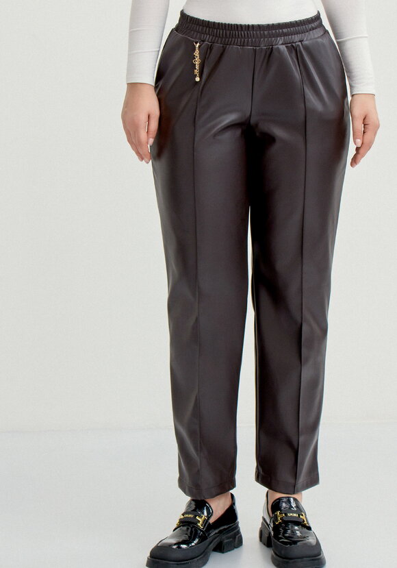 Брюки на резинке по поясу из экокожи шир.  580, рис. 4