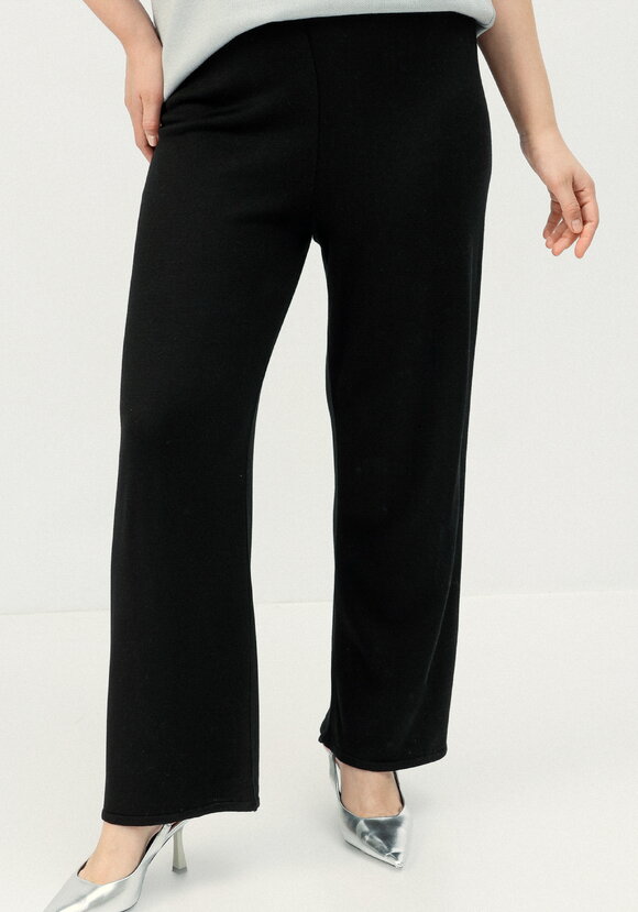 Брюки прямого кроя на широкой резинке шир.  580, рис. 15