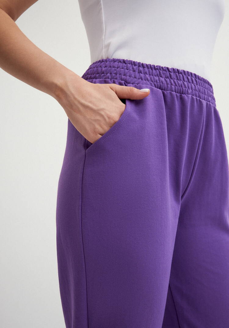 Костюм с флористическим принтом на футболке шир.  750, рис. 25