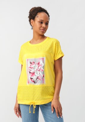 Блуза с принтом и ажурными вставками