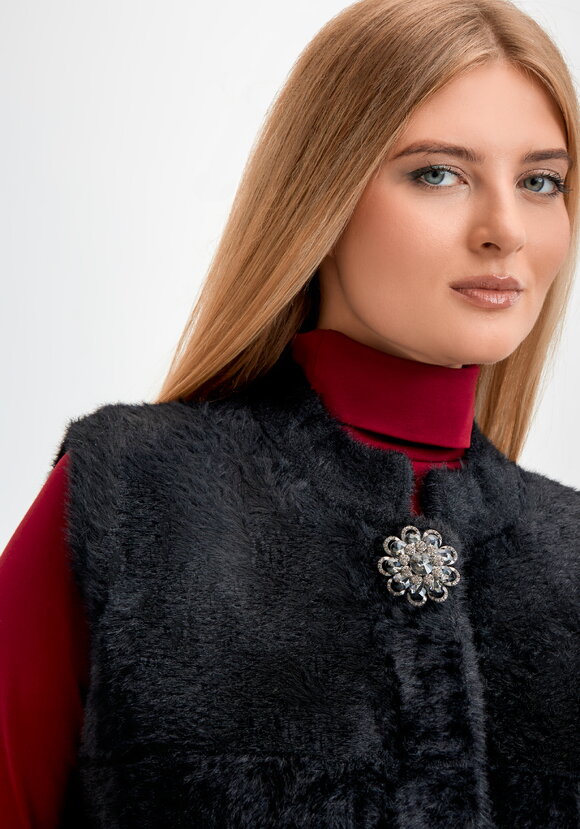 Жилетка из экомеха Розали шир.  580, рис. 13