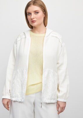 Ветровка с декором Жасмин