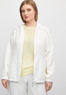 Ветровка с декором Жасмин