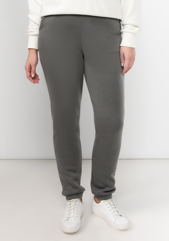 Брюки прямые утепленные на резинке шир.  580, рис. 1