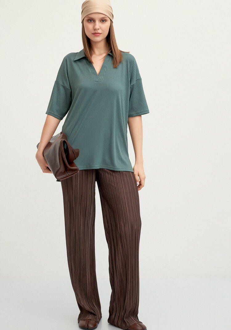 Поло с отложным воротником в рубчик шир.  750, рис. 7