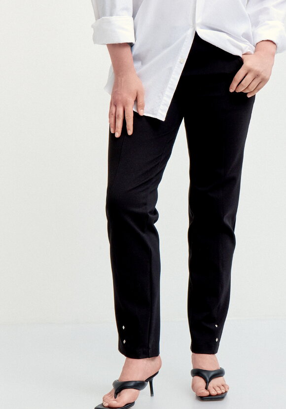 Брюки с эффектом утяжки и декором по низу шир.  580, рис. 2