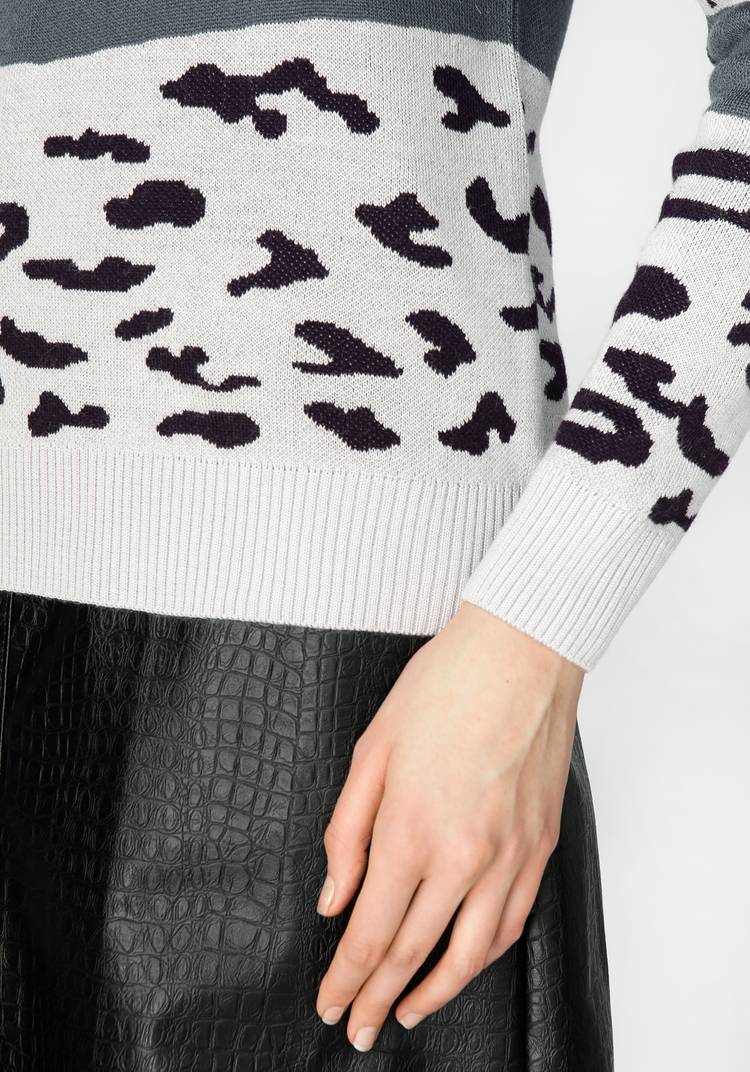 Джемпер женский с цветочным принтом шир.  750, рис. 11