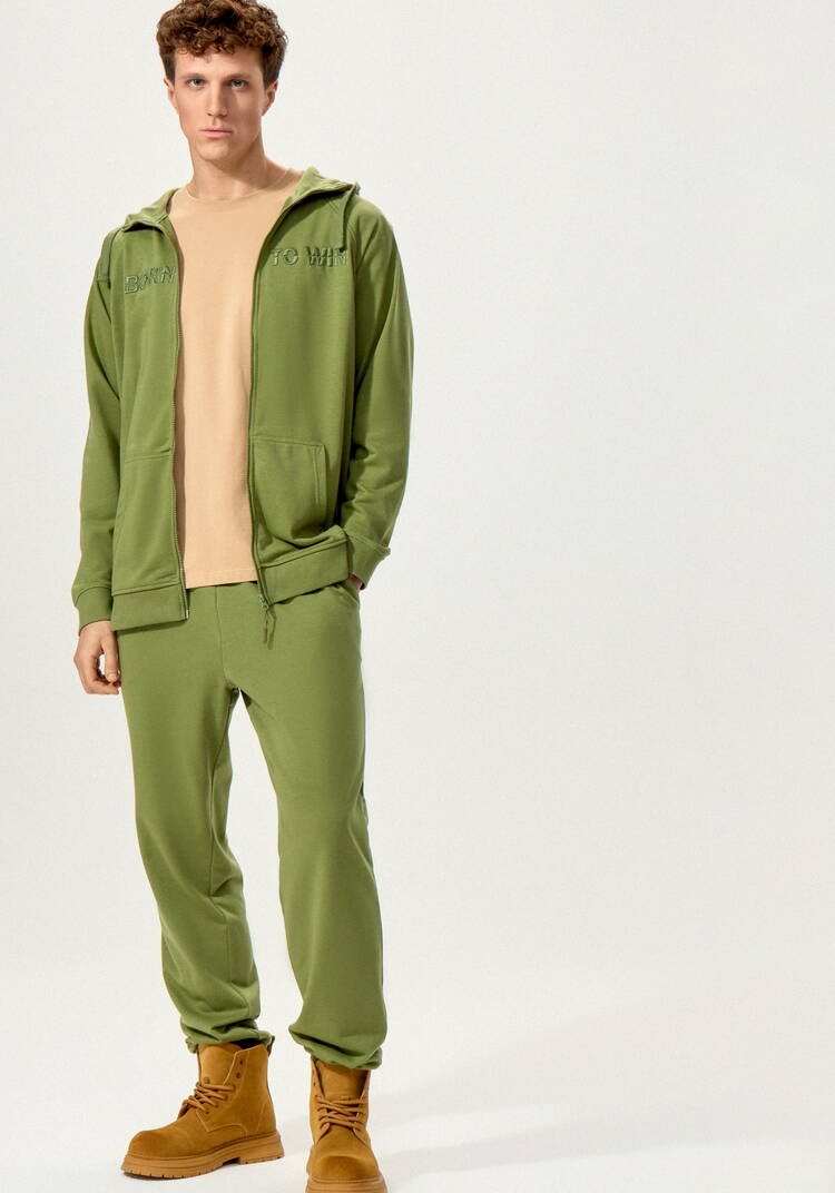 Толстовка с вышивкой и капюшоном шир.  750, рис. 24