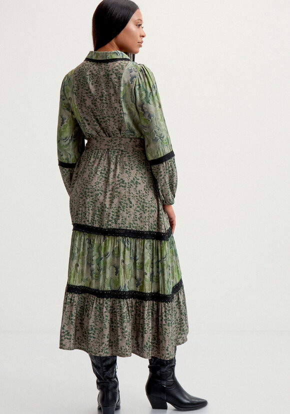 Платье с вставками кружева шир.  580, рис. 3