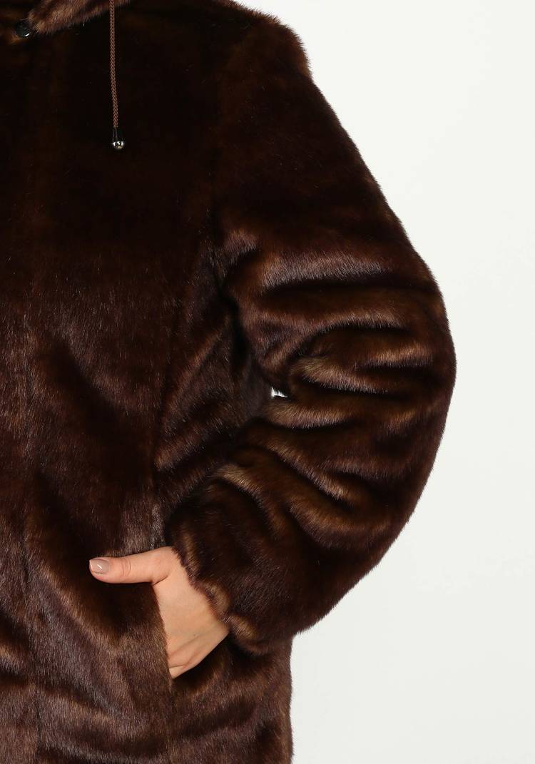 Шуба на молнии из эко-меха с капюшоном шир.  750, рис. 11