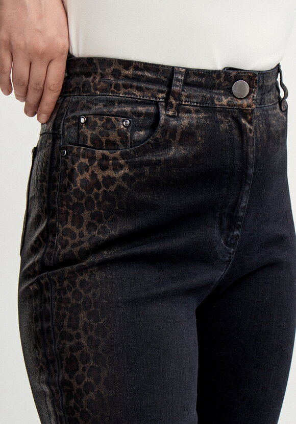 Джинсы с леопардовым напылением шир.  580, рис. 13