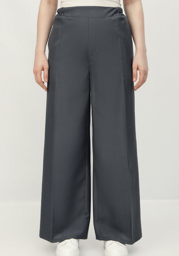 Брюки на эластичной ленте свободного кроя шир.  580, рис. 9