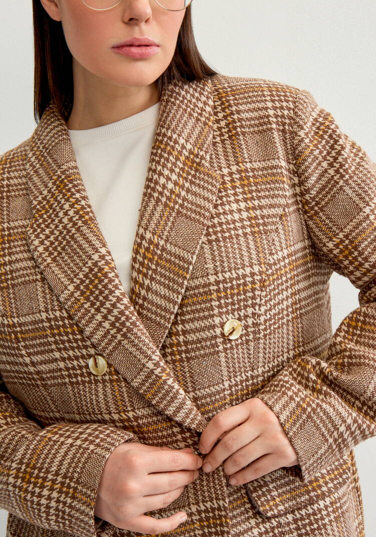 Пиджак двубортный с принтом в клетку шир.  750, рис. 9