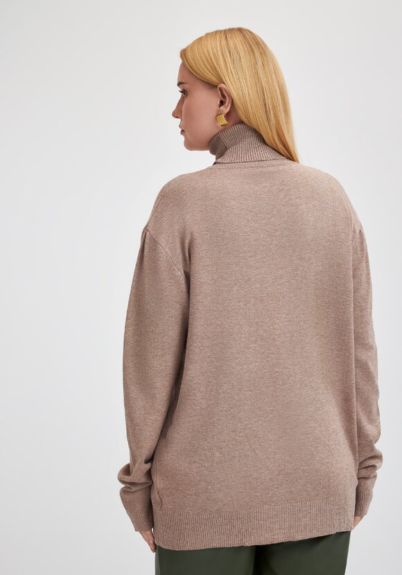 Водолазка Вания шир.  580, рис. 27