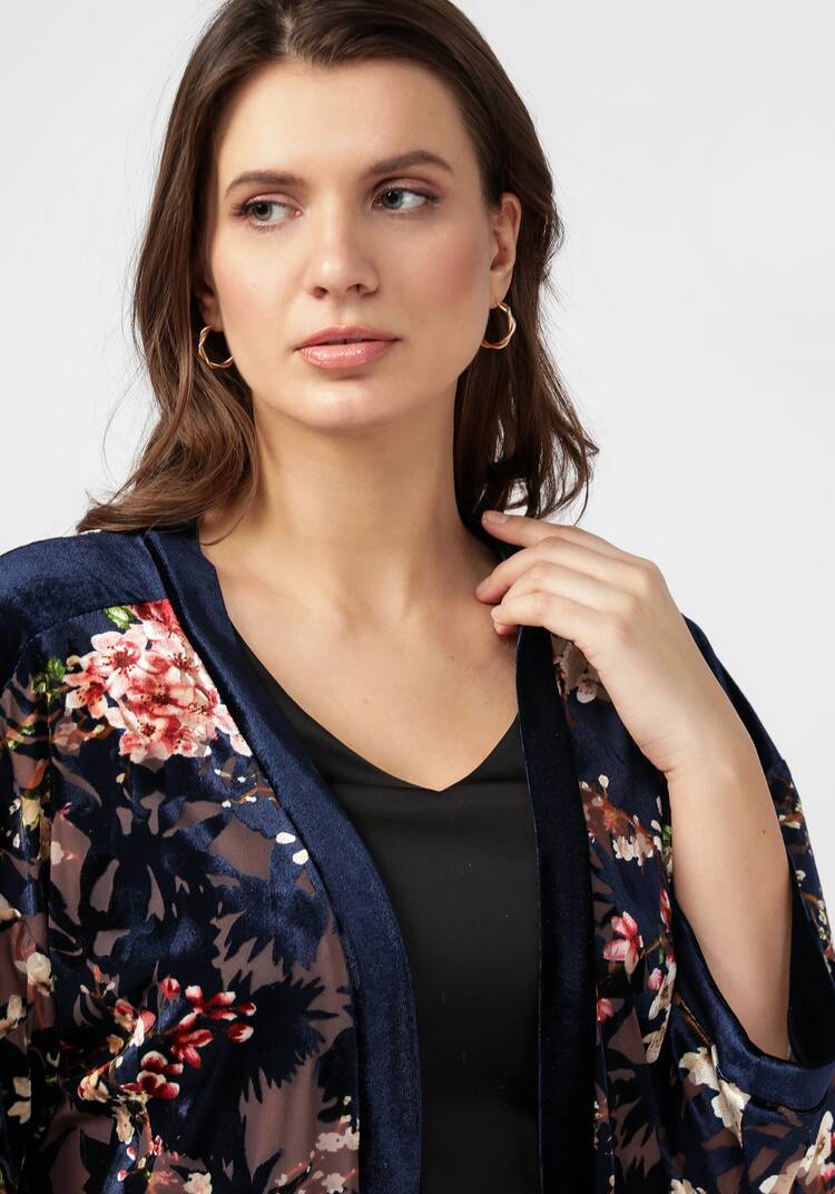 Кардиган-накидка со свободными рукавами шир.  750, рис. 12