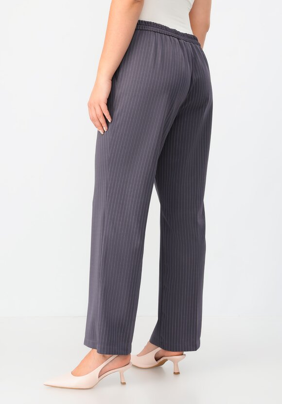 Брюки прямого кроя в полоску шир.  580, рис. 38